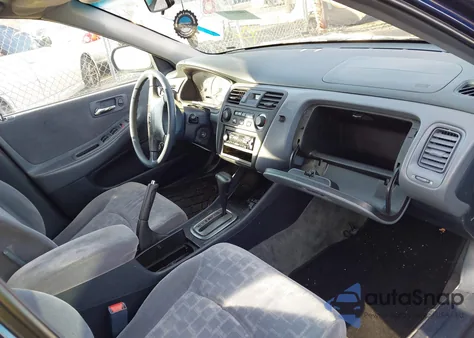 2002 Honda Accord 2.3 Ex z USA, uszkodzony, nr VIN 1HGCG56662A129022